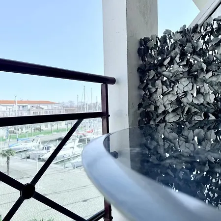 Le Quai Des Etoiles * Rochefort (Charente-Maritime)